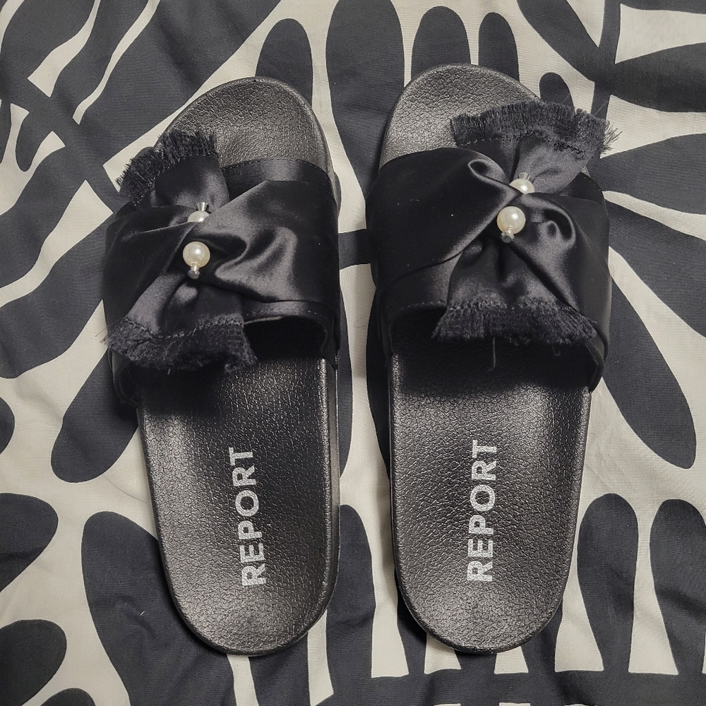 Report Slide Sandals